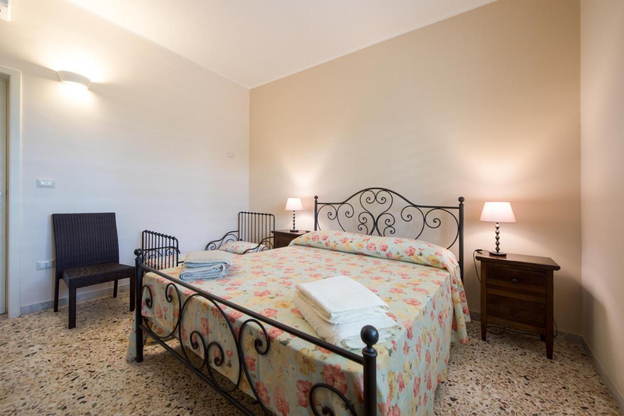 Bed and Breakfast Parco Degli Aranci Cutrofiano Zewnętrze zdjęcie