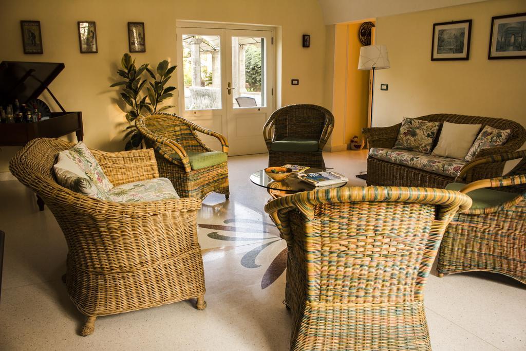 Bed and Breakfast Parco Degli Aranci Cutrofiano Zewnętrze zdjęcie